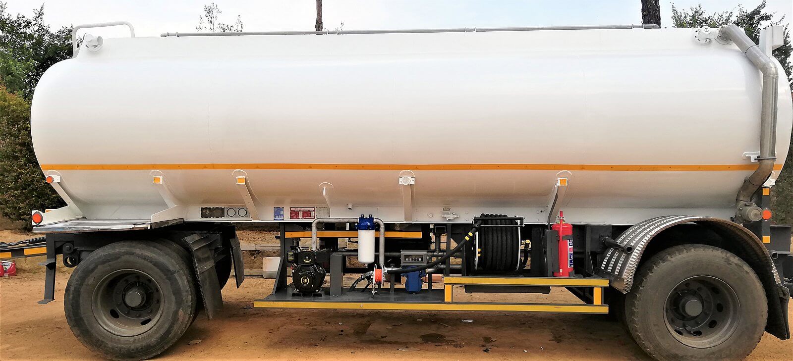 Tshukudu AVGAS Tanker - View file